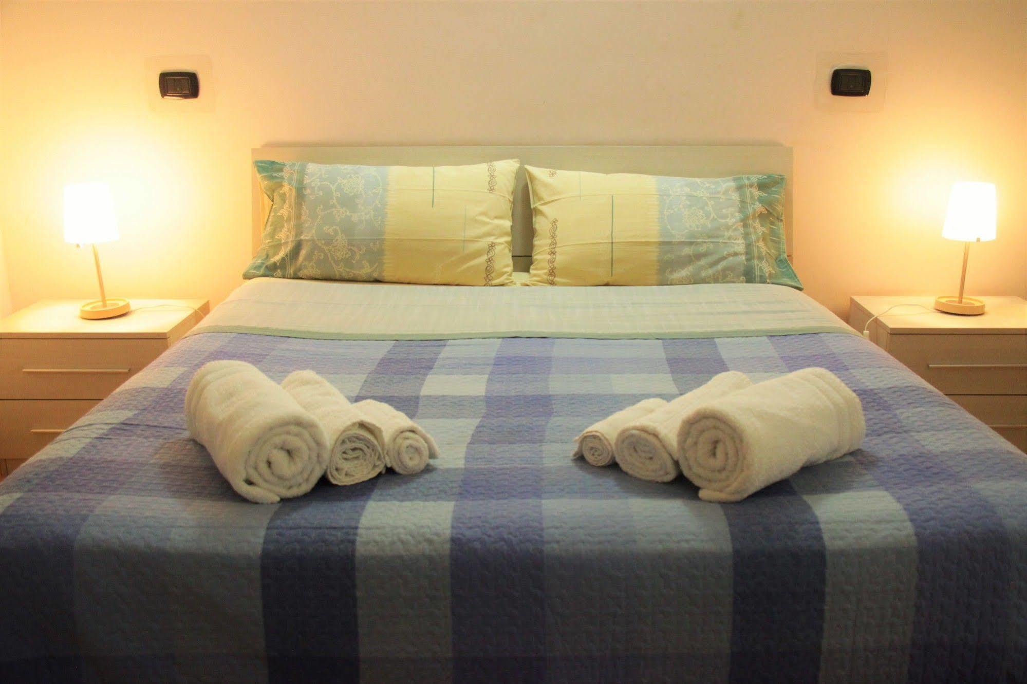 Hello Roma B&B Екстериор снимка